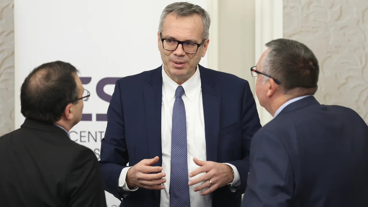 Експерт: Мълчание и облекчение от България спрямо сделката за "Лукойл"