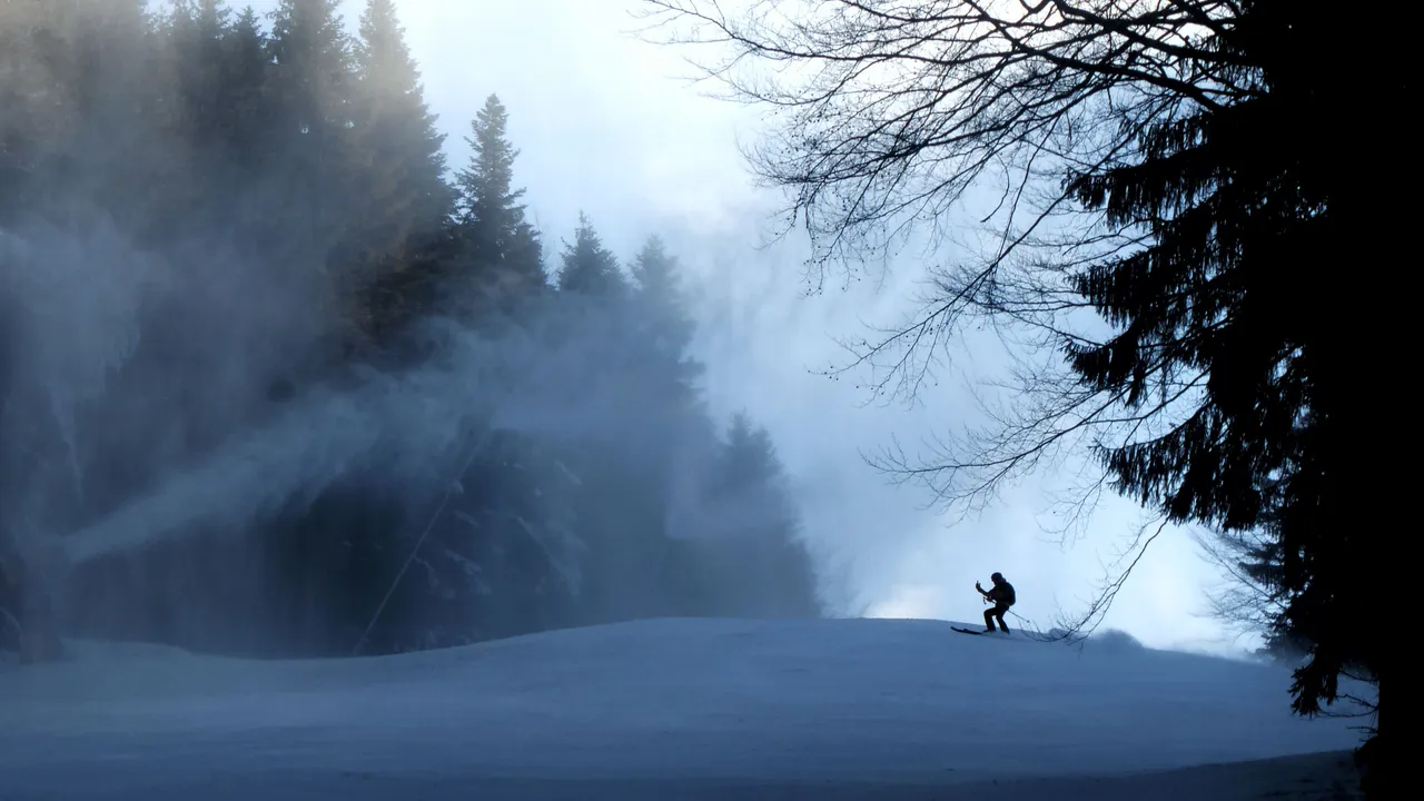 ПСС: Лавинна опасност има по високите части и откритите склонове на планините