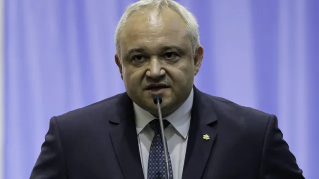 Иван Демерджиев: Не знам да се строи партия на Радев