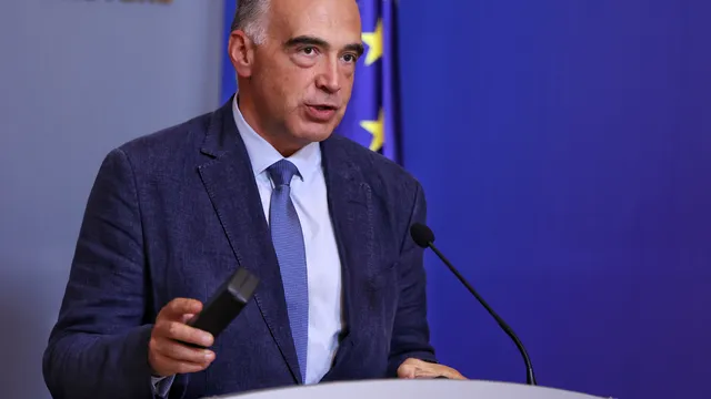 Антон Кутев: Домовата книга е подредена така, че да няма подходящ служебен премиер