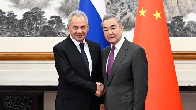 Шойгу: Западът няма да успее да разруши стратегическото партньорство между Русия и Китай