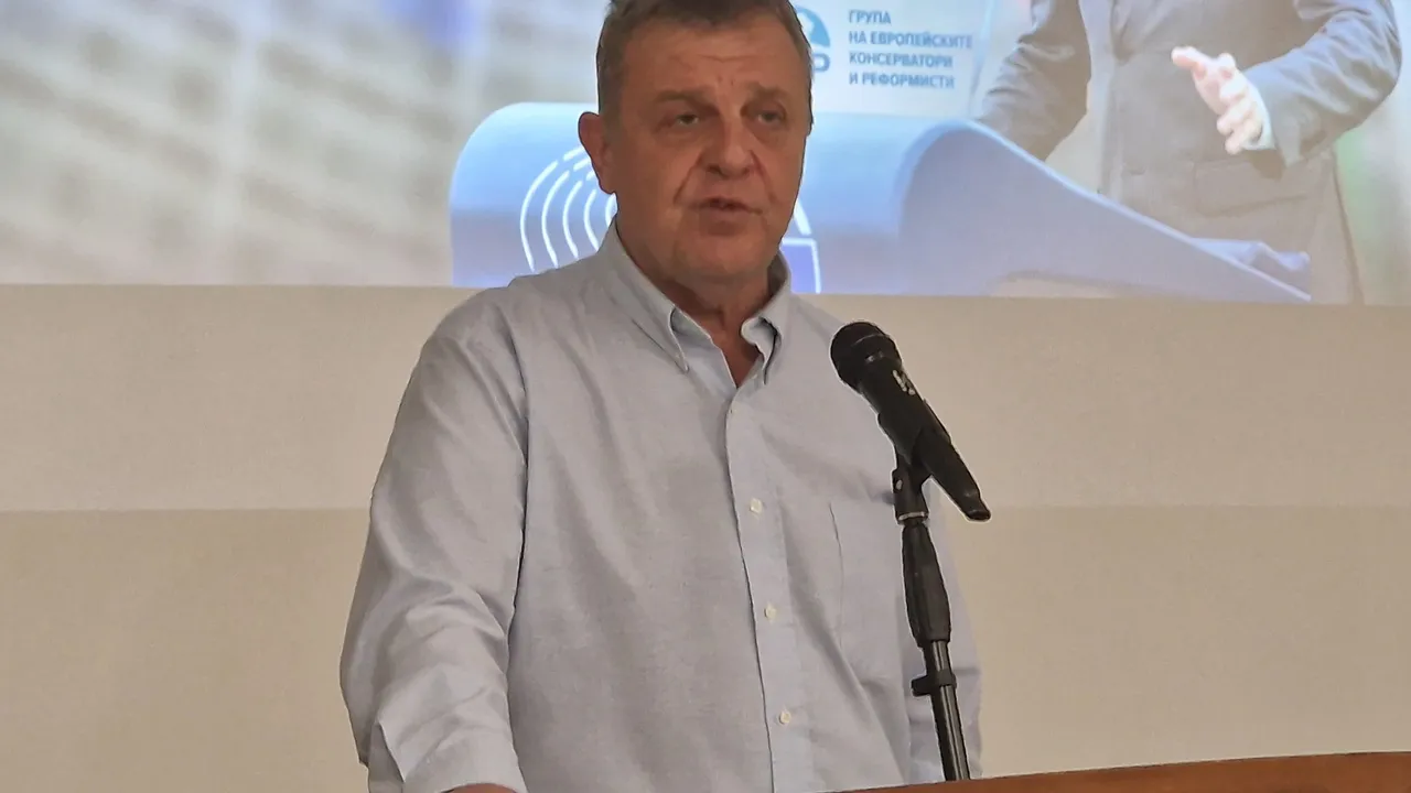 Красимир Каракачанов: България е на ръба на енергиен крах