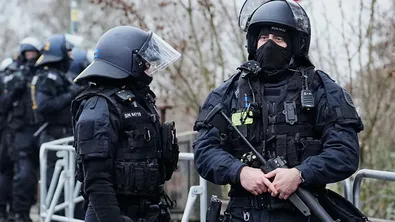 Германия арестува петима за заобикаляне на санкциите срещу Русия