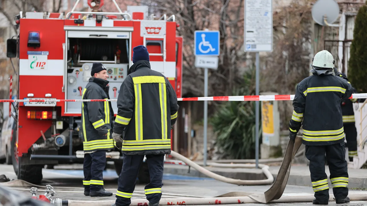 73 пожара за денонощие в страната, двегодишно дете пострада при инцидент в Пловдив