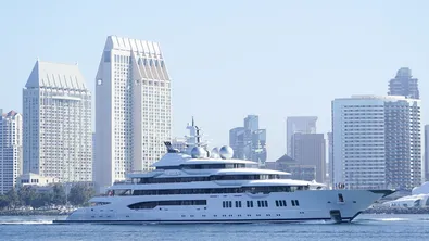 Фалшив „принц от Дубай“ измамил румънска бизнесдама с 2,5 млн. долара