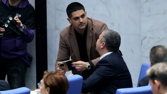 „Върхът на абсурда“ – МЕЧ с остра критика към ГЕРБ – СДС за служебния премиер