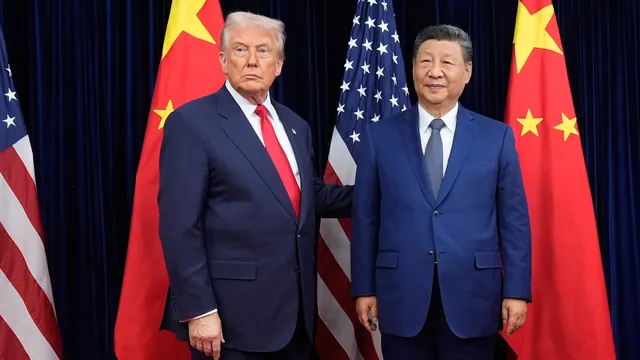 Тръмп и Си Дзинпин обсъдили Украйна и Тайван в телефонен разговор