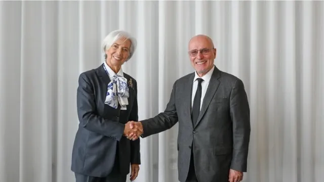 Управителят на БНБ с радушен прием на заседанието на ЕЦБ