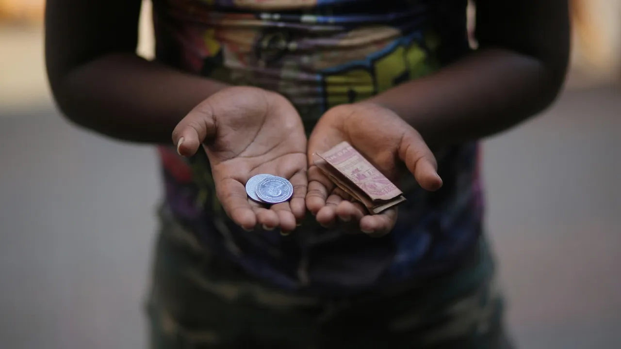 Разбита румънска мрежа за търговия с хора – жертви принуждавани да просят в Атина