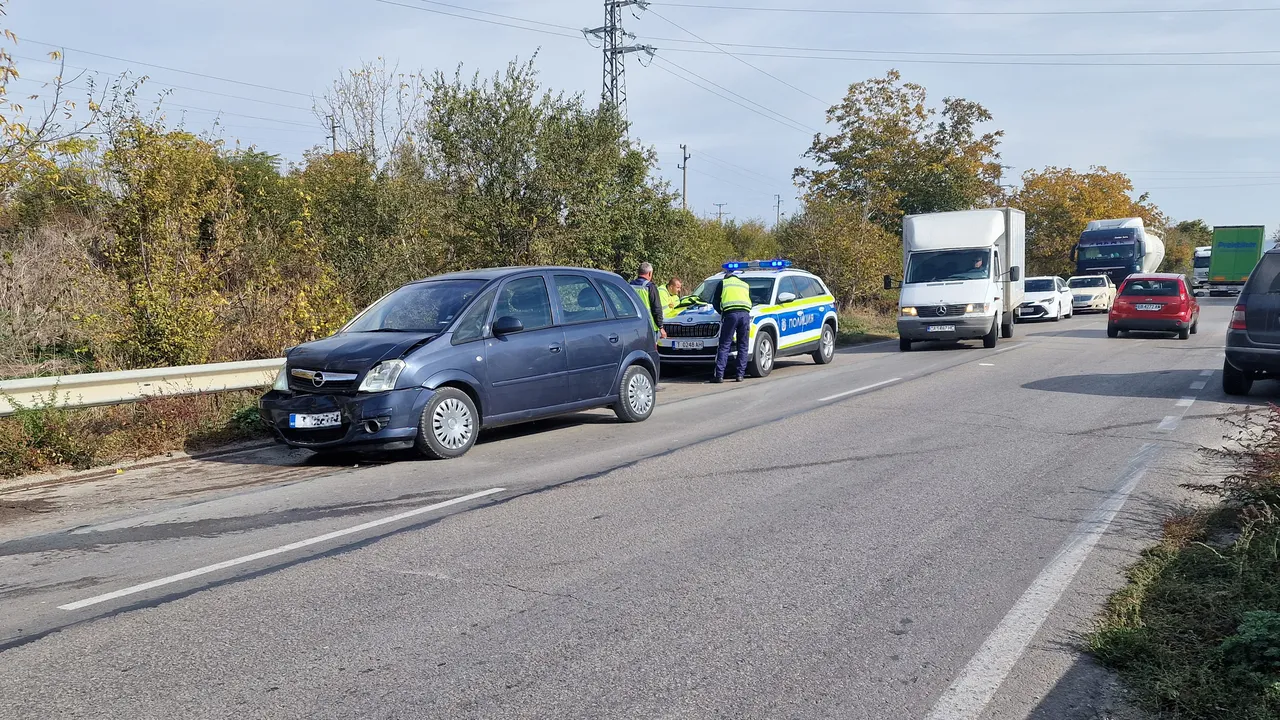 18-годишен шофьор блъсна жена на пешеходна