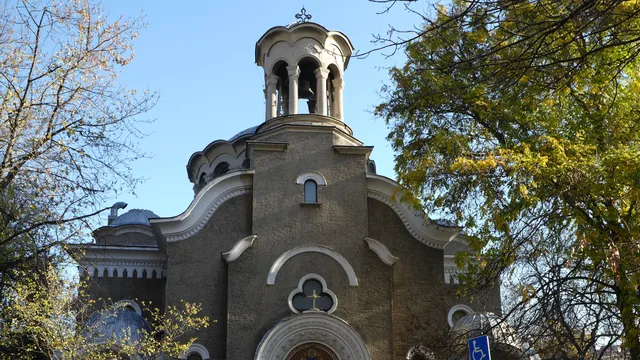 Безплатни венчавки в столичен храм