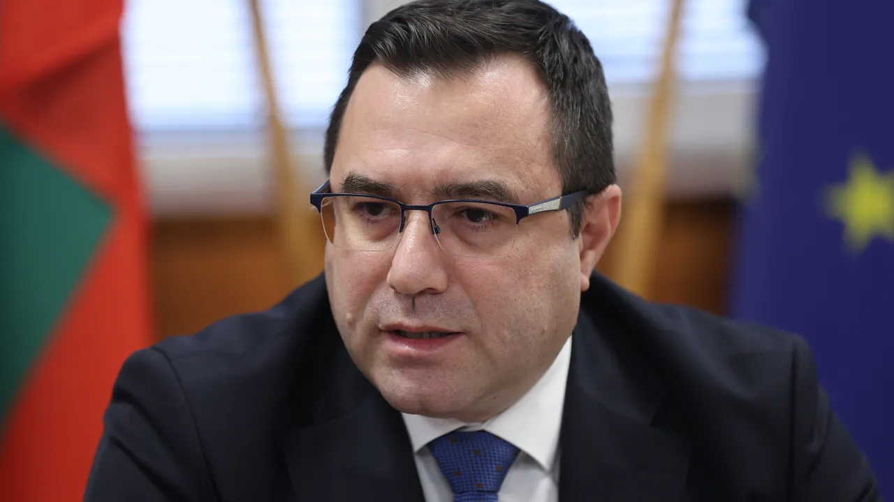 КЕВР с мерки срещу сметките - проверяват цени, отчетни периоди и превалутиране