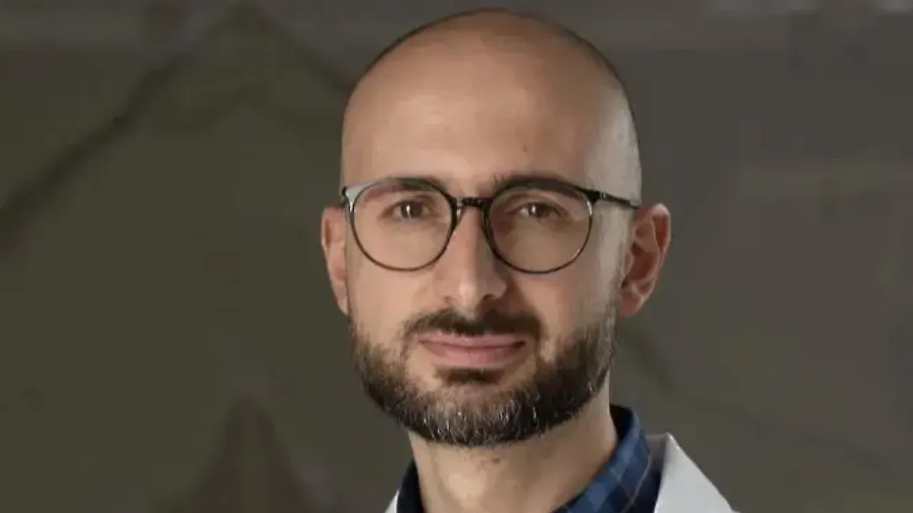 Камерата в кабинета на гинеколога д-р Иванов хакната от Русия?