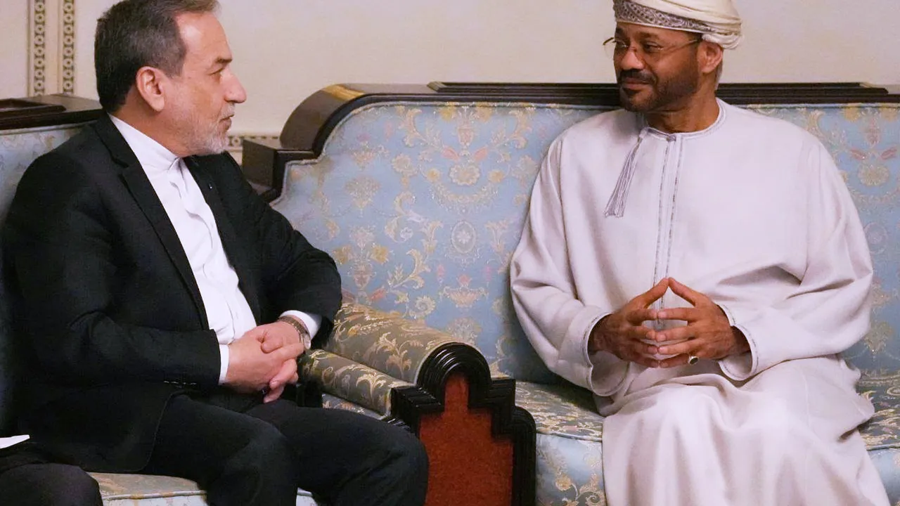 Иран предупреждава САЩ преди ядрените преговори в Оман