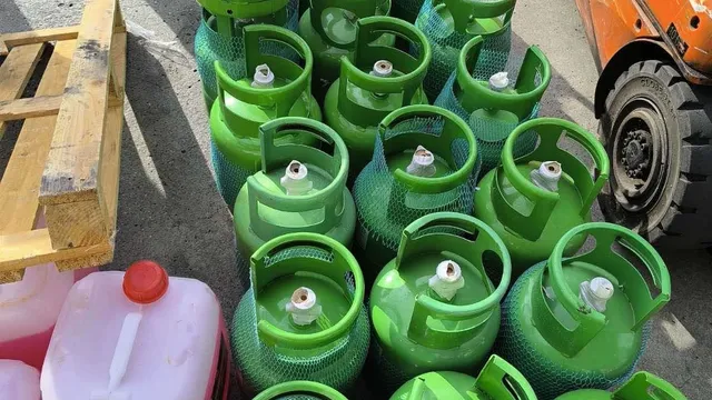 Българските митници с рекорден удар срещу незаконни хладилни агенти