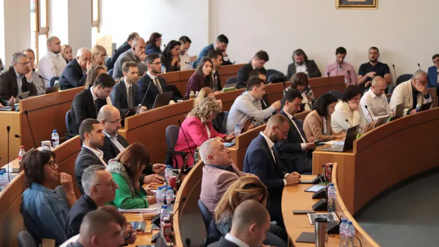 ПП-ДБ, "Спаси София" и "Синя България" искат смяна на директора на „Столичен автотранспорт“