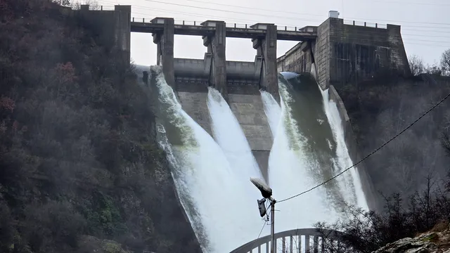 Два от трите язовира на каскада „Арда“ - „Студен кладенец“ и „Ивайловград“, са препълнени