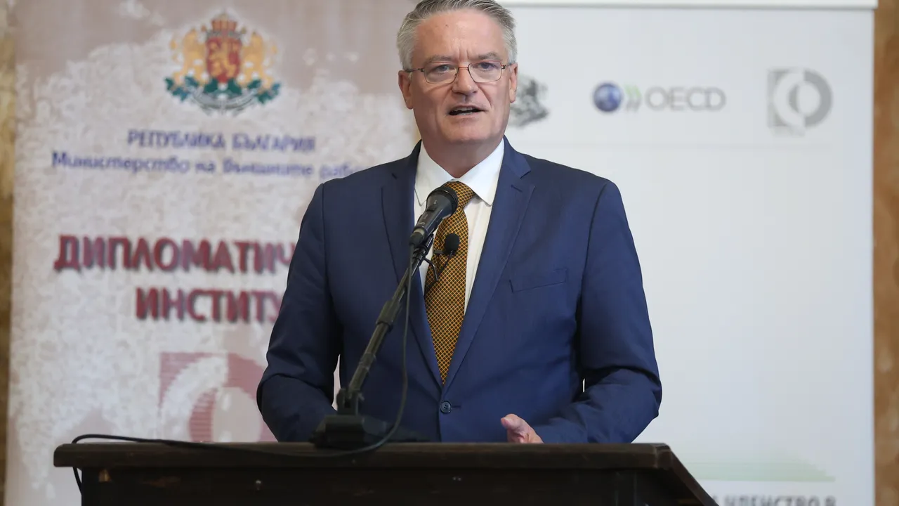 ОИСР: България трябва да продължи борбата с корупцията по пътя към членство