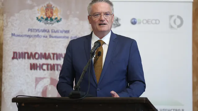 ОИСР: България трябва да продължи борбата с корупцията по пътя към членство