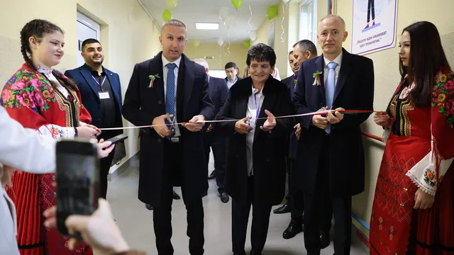 Красимир Вълчев: Във всяко училище ще има STEM център до лятото