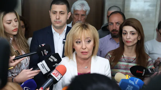 Мая Манолова за промените в ИК: Страх ги е от Румен Радев