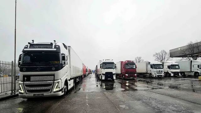 Засилен трафик за товарни автомобили на ГКПП „Капитан Андреево“