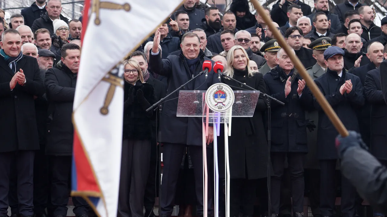 Милорад Додик отново разпалва огъня под "босненската тенджера" след визита в САЩ