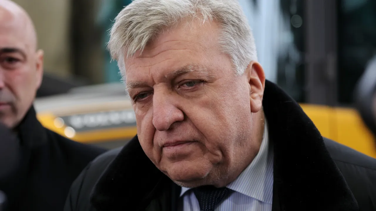 Манол Генов за „Петрохан”: Сандов се оплете в думите си