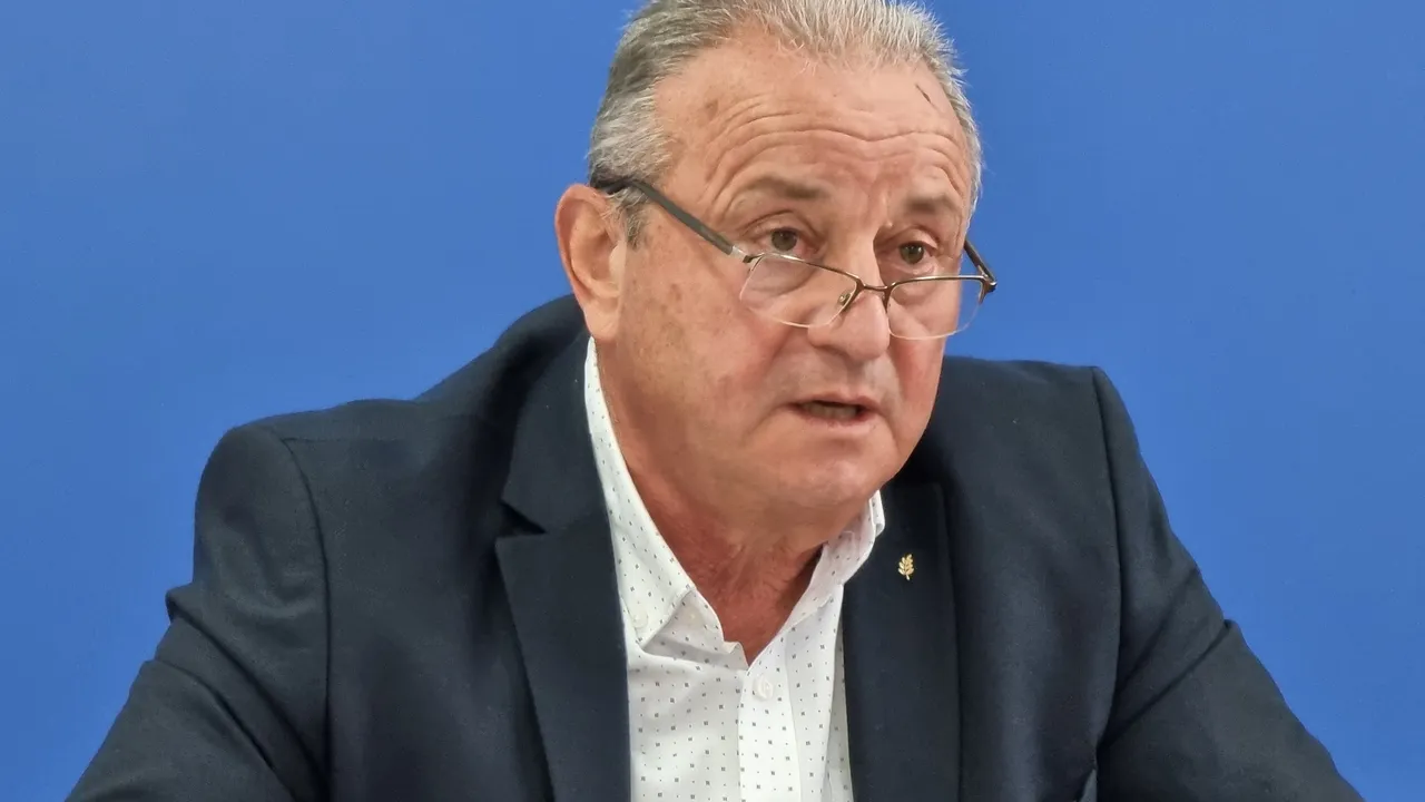 Казусът „Влакче за 360 000 лв." - съдът оневини бившия кмет на Ловеч