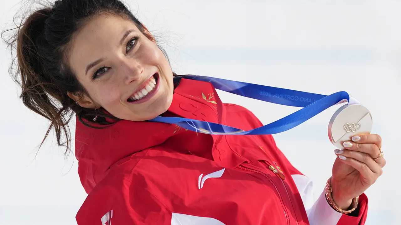 Олимпийци връщат медали за ремонт