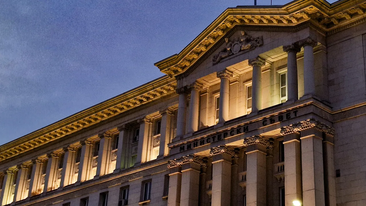 МС дава 1,5 млн. евро за акушерска помощ на неосигурени жени