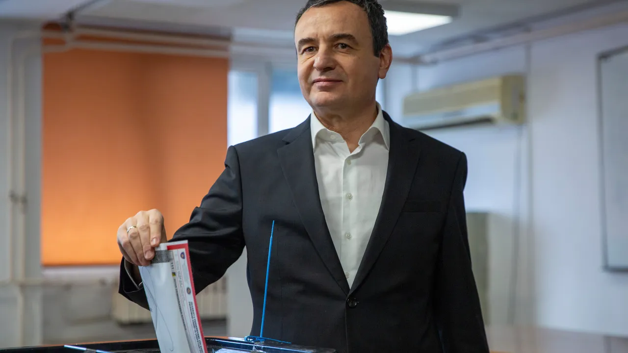 Парламентът на Косово избра кабинета „Курти 3“