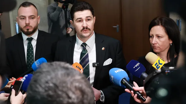 „Възраждане“ предлага публичен регистър на педофилите (ВИДЕО)