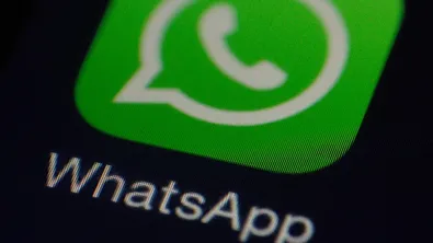 От WhatsApp към MAX: Кремъл смени американския чат с държавно „ухо“