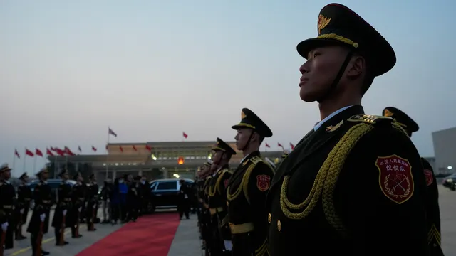 Подозрения за шпионаж разтърсват китайската армия: сигнал за вътрешна криза в Пекин