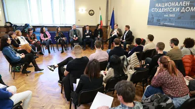 Вълчев за Студентския дом: Организациите там или да плащат наем, или да напуснат
