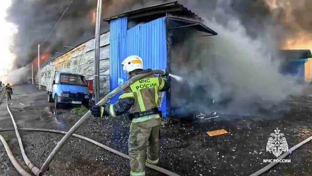 Украински дронове са поразили промишлени предприятия в Русия