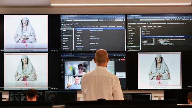 Албанската „виртуална министърка“ в съдебен спор за  образа си