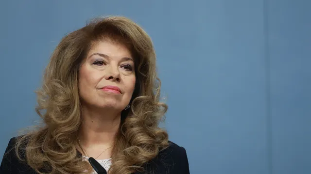 Йотова в Мюнхен: България няма да отстъпи по темата Северна Македония