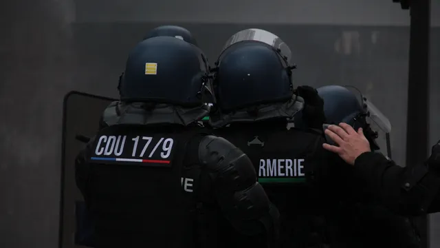 Откриха две мъртви новородени във фризер във Франция