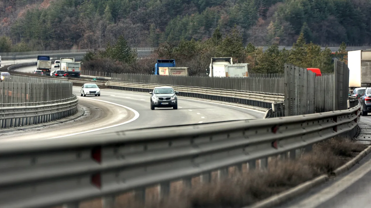 Катастрофа затруднява движението по АМ „Тракия“ в посока София