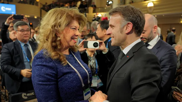 Йотова и Макрон обсъдиха сигурността на Европа в Мюнхен