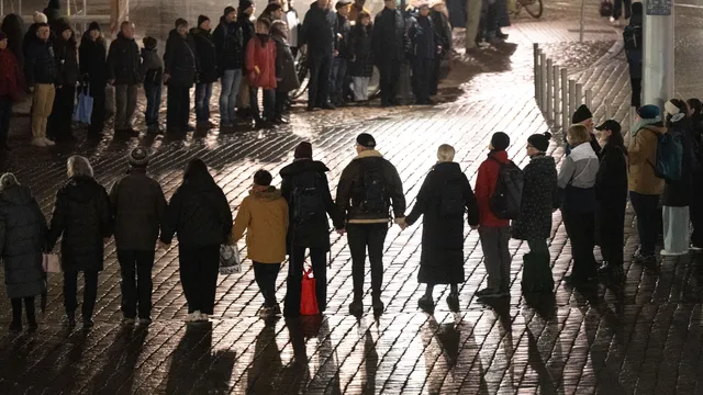 Дрезден: Шествие и контрашествие в памет на бомбардировките през ВСВ