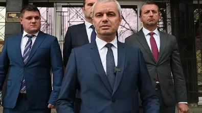 След тъпчене на руско знаме: ГДБОП и „Възраждане“ по следите на онлайн страница