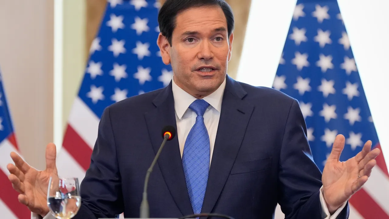 Марко Рубио приветства курса на Сирия въпреки трудния преход