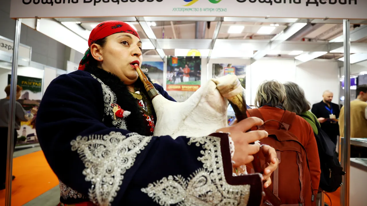 Туроператори и хотелиери зоват: Намерете експерт за министър