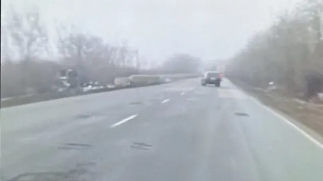 “Лунен пейзаж”: Пътят Е-79  между Монтана и Враца – шофьори сигнализират за разбита настилка и риск по трасето