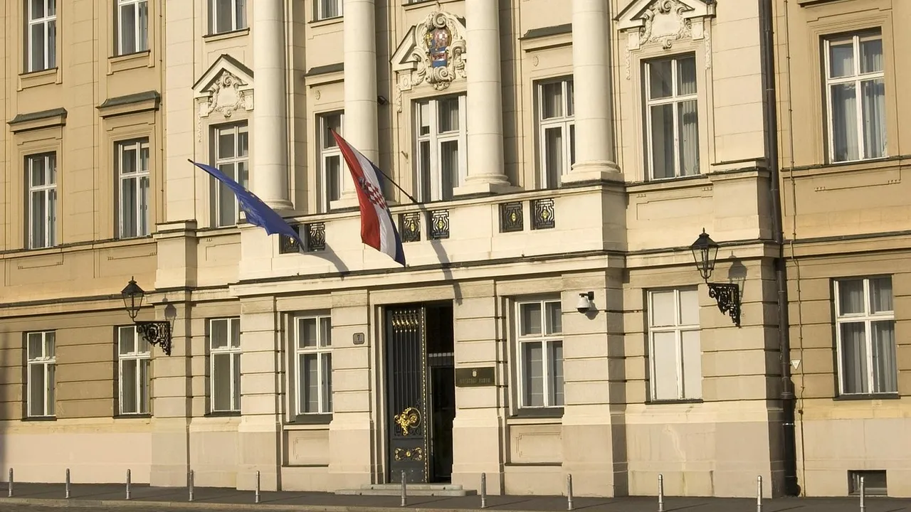 Хърватия увеличава парите за малцинствата, но реже бюджета на българите