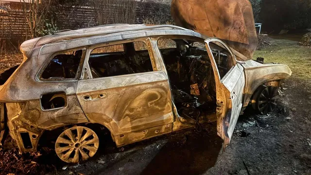 Петима задържани за палежа на колата на кмета на Бистрица