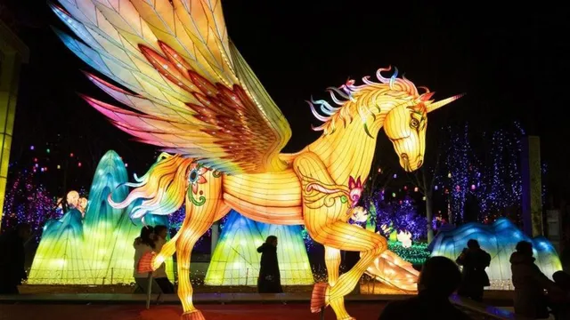 Китай посрещна Китайската нова година: милиони пътувания, храмови панаири и мащабни празненства в цялата страна